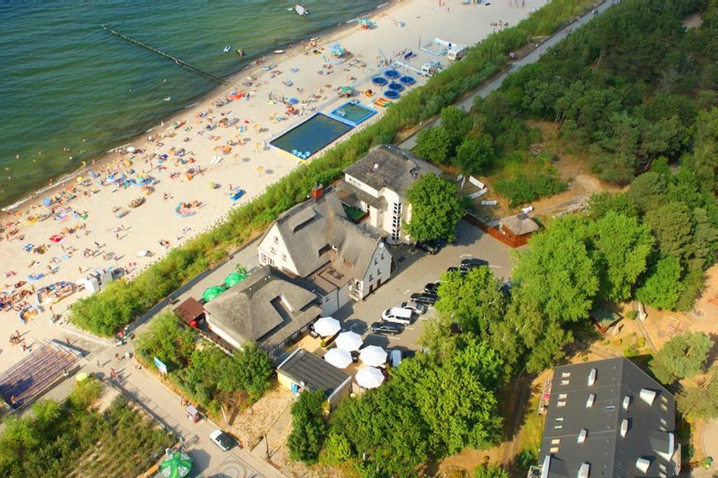 Baltivia Sea Resort Мельно Экстерьер фото